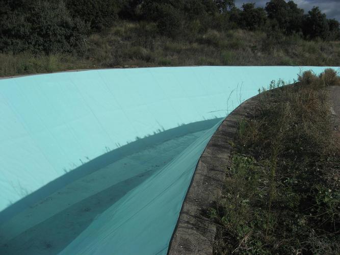 Impermeabilização de canais de rega: Uma solução para a fuga de água