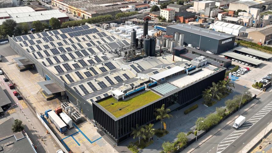 Energia Limpa e Compromisso Ambiental: Painéis Fotovoltaicos na Fábrica de Castellbisbal