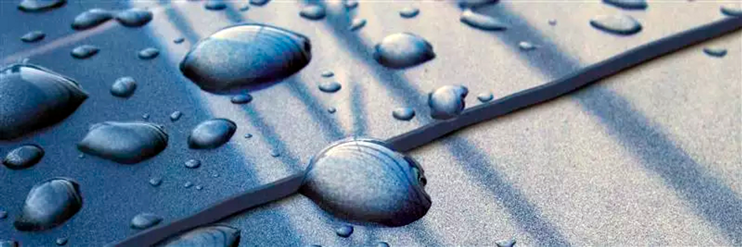 Água estagnada: Porquê que se forma e como evitá-la em coberturas planas